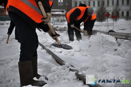 Пьяный киевский коммунальщик в колпачке Санта-Клауса взрывает Сеть