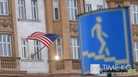 Трамп усложнил жизнь россиянам новыми правилами получения виз в США