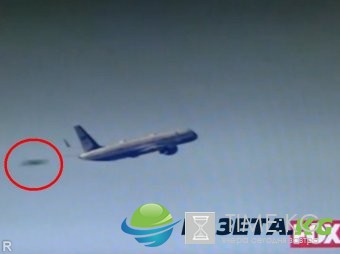 YouTube видео: НЛО возле самолёта Трампа, расстрел инопланетян военными