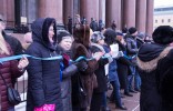 Исаакий взяли в «голубое кольцо»