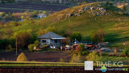 Этно архитектура….где-то на краю Молдовы. Фото Олега Канеева.