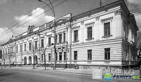 Как уродовался город Кишинев. Общество”Знание” в Кишиневе. Руины памятника Национального значения.