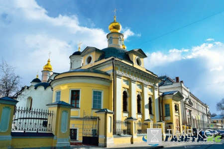 «Мастера вызывали?»: в какое строительство вкладываются звезды