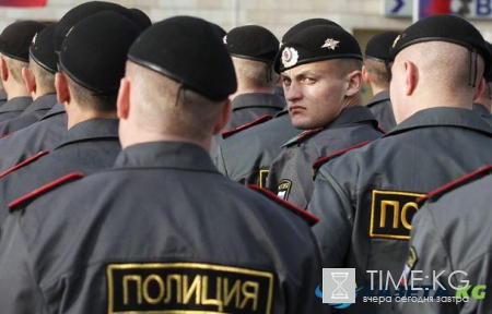 «Отвернулась удача»: в РФ полицейский «спустил» в казино деньги, изъятые у мошенников