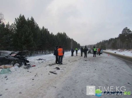 Под Красноярском в «лобовом» ДТП разбились женщина и ее 5-летний ребенок