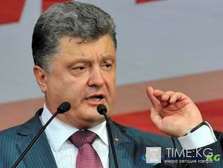 Порошенко предложил ужесточить санкции против России из-за паспортов