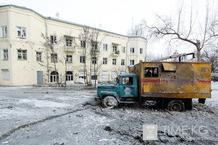 Сводки от ополчения Новороссии: артиллерийские обстрелы продолжаются в пригородах Донецка, в аэропорту, Ясиноватой и Спартаке