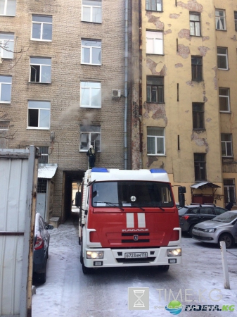 В Петербурге полыхало здание 16 отдела полиции Василеостровского района