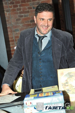 Звездный стоматолог Олег Конников: «Пелагея пришла на прием с адской болью»