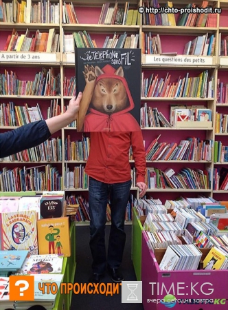Что происходит, когда сотрудники книжного магазина скучают? Осторожно! Быть посетителем стало небезопасно!