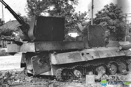 Фото, сделанные во время вооруженного конфликта в Приднестровье в 1992 году.