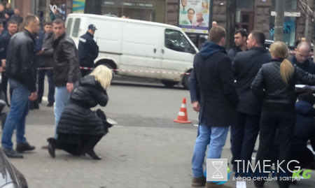 Максакова упала в обморок, увидев тело супруга - Дениса Вороненкова
