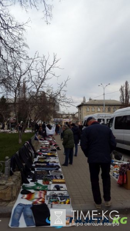 Огромный позор Кишинева. Блошиный рынок на привокзальной площади.