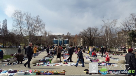 Огромный позор Кишинева. Блошиный рынок на привокзальной площади.
