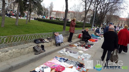 Огромный позор Кишинева. Блошиный рынок на привокзальной площади.