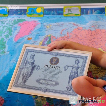 Украинка установила рекорд: девочка в 3,5 года показала невероятное знание географии мира
