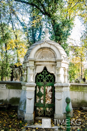 Уникальные Памятники архитектуры Армянского кладбища в Кишиневе.