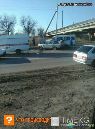 В Астрахани легковушка протаранила маршрутку с пассажирами – объяснение виновника ДТП удивляет