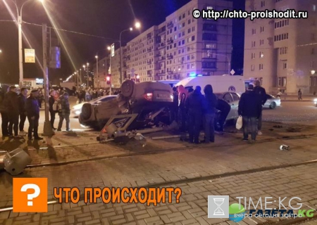 В Петербурге жесткое ДТП с перевернувшейся иномаркой сняли на видео – кадры заставляют содрогнуться