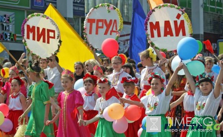 Верховная Рада Украины сократила майские праздники