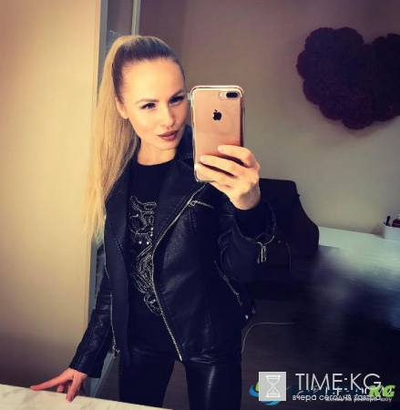 Александра Харитонова не может найти любимую радиостанцию