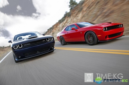 Dodge Challenger Demon получил кнопку для переключения на гоночное топливо