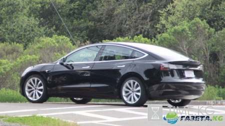 Фотошпионы раскрыли дизайн нового электрокара Tesla Model 3