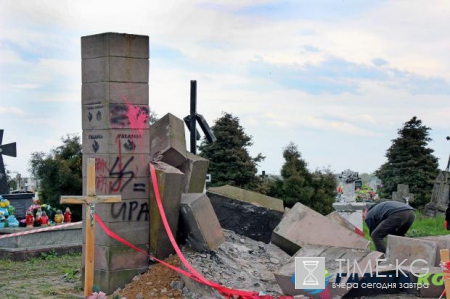 МИД Украины готовит ноту Польше из-за разрушения украинского памятника воинам УПА