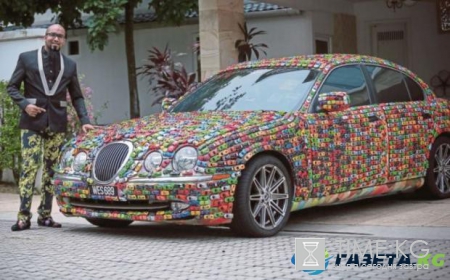 ТопЖыр по-малазийски: бизнесмен оклеил свой Jaguar игрушечными машинками