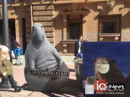 Ждун встретил петербуржцев на Малой Садовой улице