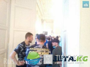 Боевики захватили Львовский облсовет ФОТО, Боевики захватили Львовский облсовет ФОТО,