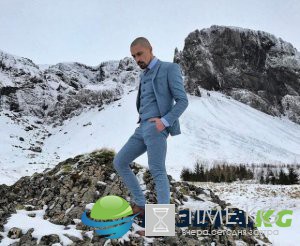 Дима Билан пояснил зачем побрил голову налысо Дима Билан пояснил зачем побрил голову налысо