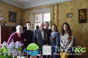 Как медаль из Москвы заставила расплакаться донбасского ветерана ВОВ