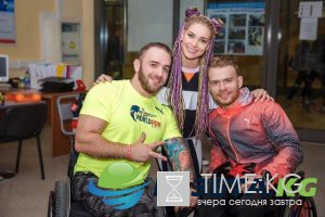 Кристина Асмус удивила подписчиков в Instagram новым экстравагантным образом (ФОТО) Кристина Асмус удивила подписчиков в Instagram новым экстравагантным образом (ФОТО)