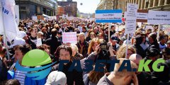 Митинг против сноса пятиэтажек в Москве собрал несколько тысяч человек Митинг против сноса пятиэтажек в Москве собрал несколько тысяч человек