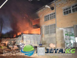Огненный ад в Николаеве: пламя уничтожило яхты и лодки ФОТО, Огненный ад в Николаеве: пламя уничтожило яхты и лодки ФОТО,