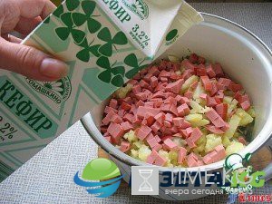Окрошка на кефире, рецепт, классическая с колбасой, с фото, пошагово: из чего приготовим, что купить, как приготовить, рецепт с фото? Окрошка на кефире, рецепт, классическая с колбасой, с фото, пошагово: из чего приготовим, что купить, как приготовить, рецепт с фото?