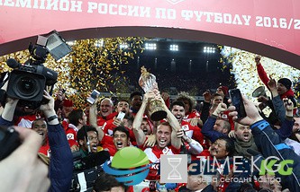 Полиция не допустила серьезных нарушений порядка во время матча "Спартака" и "Терека" Полиция не допустила серьезных нарушений порядка во время матча "Спартака" и "Терека"