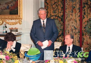 Путин откроет в Версале выставку, посвящённую Петру I Путин откроет в Версале выставку, посвящённую Петру I