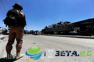 Российские военные, боевики с М-16 и флаги РФ и САР — репортаж из Хомса ФОТО, Российские военные, боевики с М-16 и флаги РФ и САР — репортаж из Хомса ФОТО,