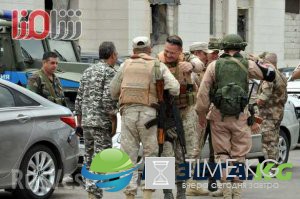 Российские военные, боевики с М-16 и флаги РФ и САР — репортаж из Хомса ФОТО, Российские военные, боевики с М-16 и флаги РФ и САР — репортаж из Хомса ФОТО,