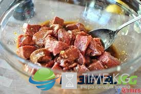 Шашлык из свинины, просто и вкусно, как замариновать: что нужно знать, из чего и как приготовить маринад? Шашлык из свинины, просто и вкусно, как замариновать: что нужно знать, из чего и как приготовить маринад?