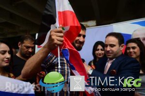 «Слава России и Сирии!» Офицеры ВС РФ и акция «Георгиевская ленточка» в Латакии — репортаж «Русской Весны» ФОТО, «Слава России и Сирии!» Офицеры ВС РФ и акция «Георгиевская ленточка» в Латакии — репортаж «Русской Весны» ФОТО,