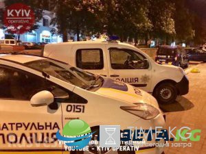 СРОЧНО: В Киеве в офис «Конгресса украинских националистов» бросили гранату ФОТО, СРОЧНО: В Киеве в офис «Конгресса украинских националистов» бросили гранату ФОТО,