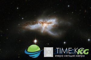 Телескоп «Хаббл» обнаружил странную галактику (ФОТО) Телескоп «Хаббл» обнаружил странную галактику (ФОТО)