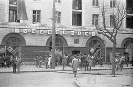 32 года назад в Молдове было уничтожено 80 тысяч виноградников. Антиалкогольная кампания в СССР.