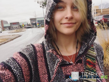 Дочь Майкла Джексона приняли за бездомную