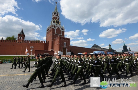 Генеральная репетиция военного парада в честь 72-й годовщины Великой Победы прошла на Красной площади