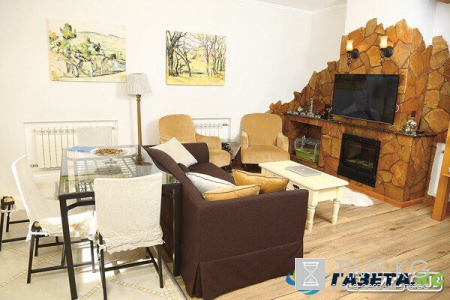 Гусев и Романец передрались в огромный дом