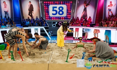 Хто зверху-6: семь тонн песка для двух русалок